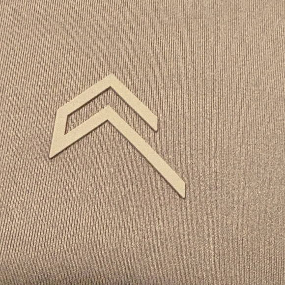 Oner Soft Motion 6” Shorts in Mocha Brown. Very soft Gym/Outdoor Shorts. - Picture 3 of 13